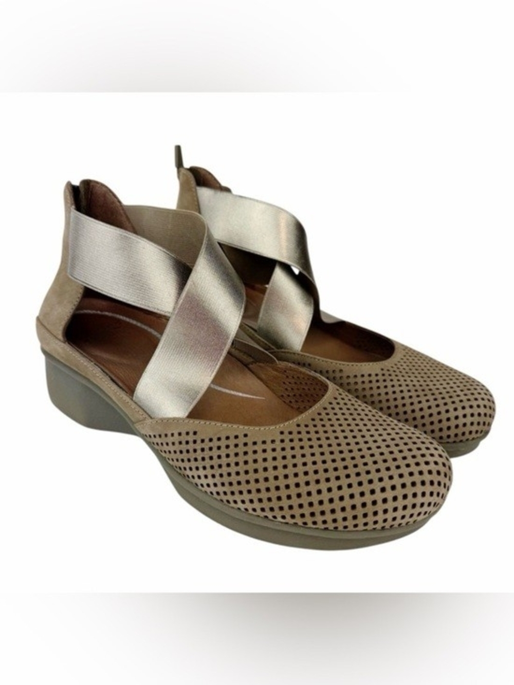 Dansko Nubuck Leather Perforated Slip-on Shoes - Laura Nubuck Walnut. New In Box